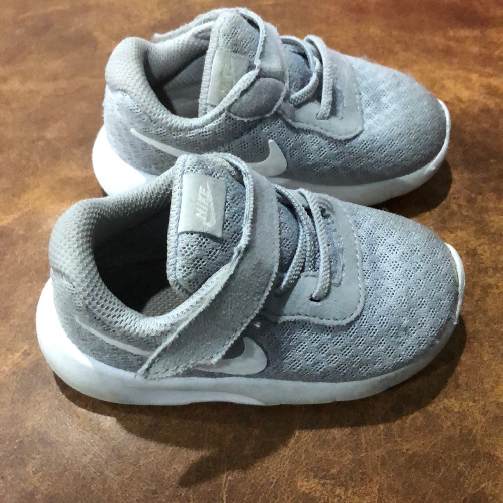 Toddler Nike Sneakers Gray